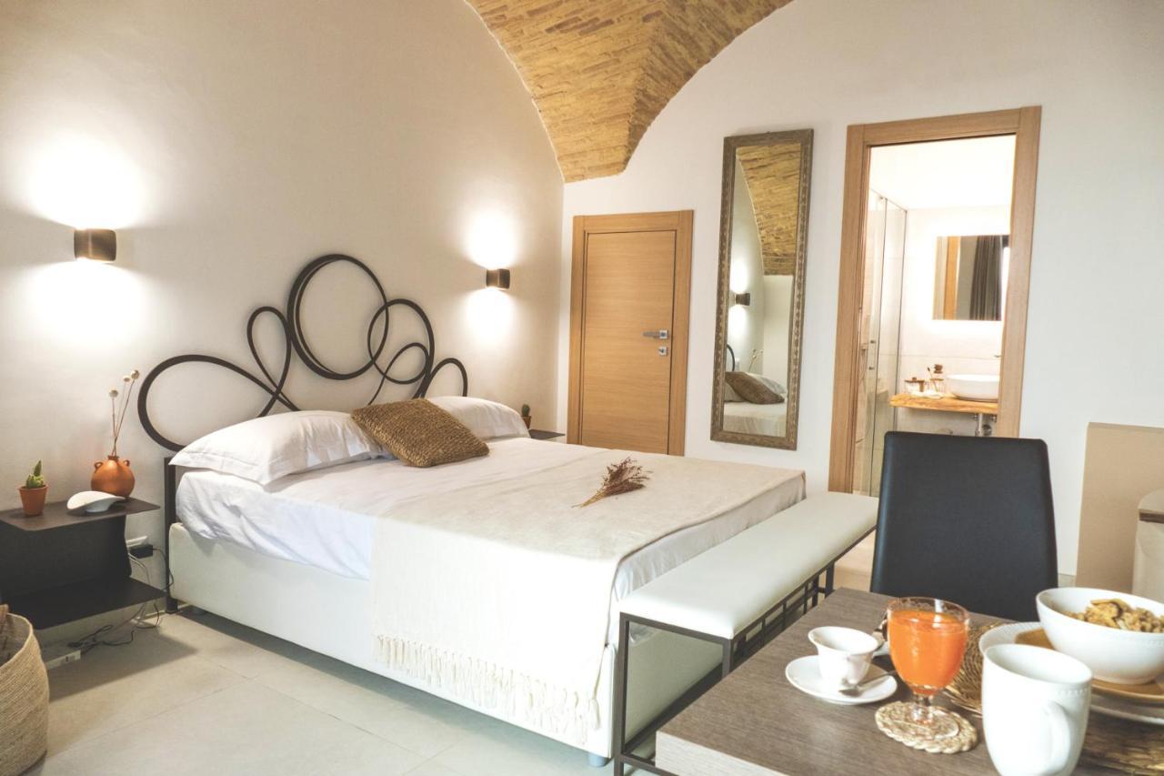 Le Dimore Del Borgo - Room & Breakfast Campomarino  Luaran gambar